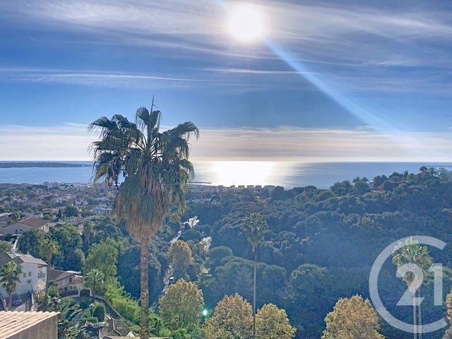 Appartement F3 à louer - 3 pièces - 82 m2 - Le Golfe Juan - 06 - PROVENCE-ALPES-COTE-D-AZUR