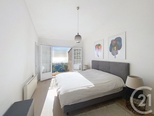Appartement F3 à louer - 3 pièces - 82 m2 - Le Golfe Juan - 06 - PROVENCE-ALPES-COTE-D-AZUR
