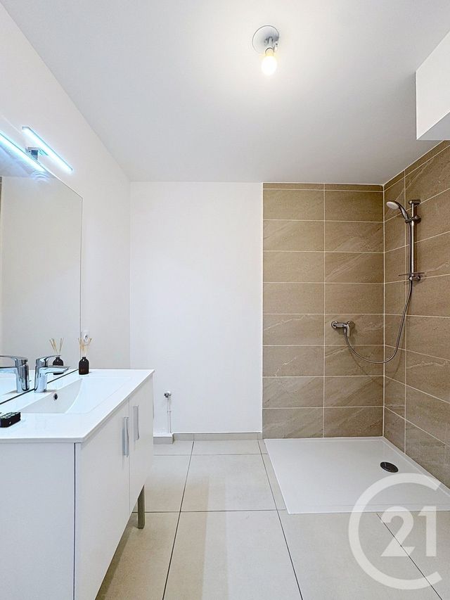 Appartement F2 à vendre - 2 pièces - 47 m2 - Cannes - 06 - PROVENCE-ALPES-COTE-D-AZUR