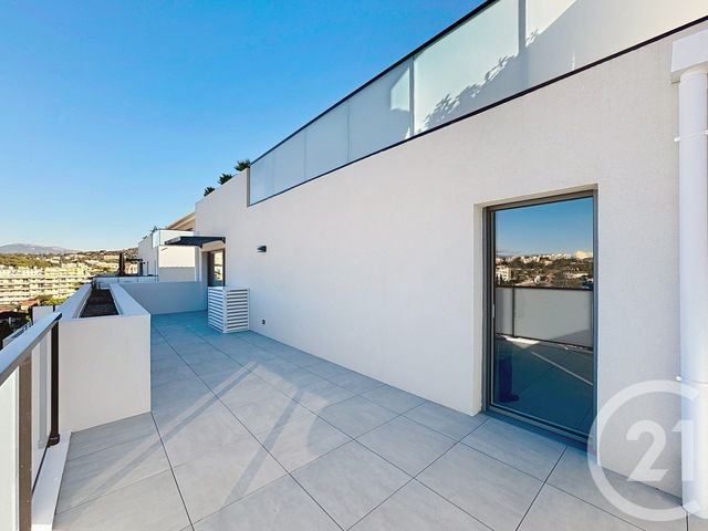 Appartement F2 à vendre - 2 pièces - 47 m2 - Cannes - 06 - PROVENCE-ALPES-COTE-D-AZUR