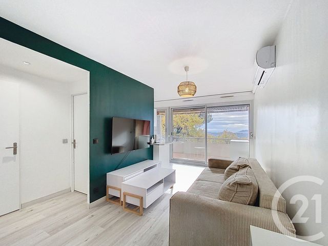 Appartement F2 à louer - 2 pièces - 32,93 m2 - Grasse - 06 - PROVENCE-ALPES-COTE-D-AZUR