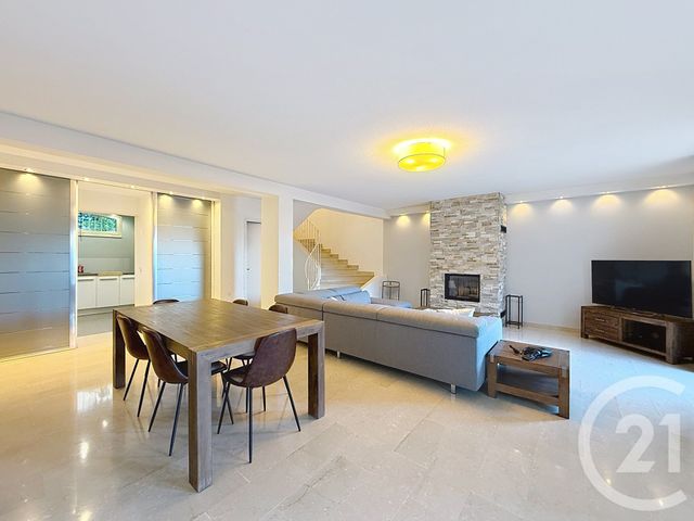 Maison à louer - 4 pièces - 115,42 m2 - Mougins - 06 - PROVENCE-ALPES-COTE-D-AZUR