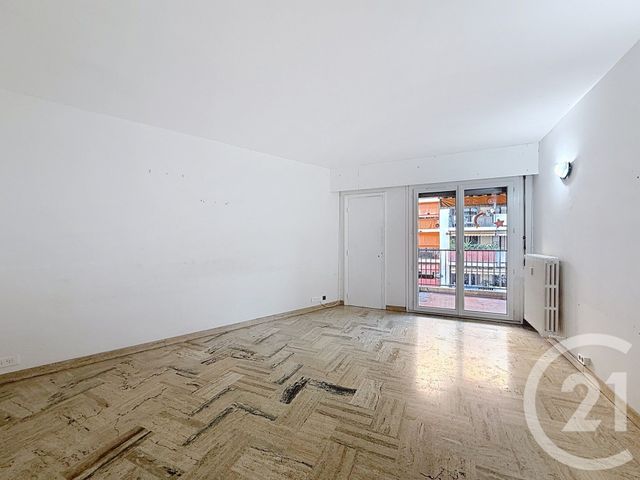 Appartement F3 &agrave; louer - 3 pi&egrave;ces - 69,60 m2 - Cannes - 06 - PROVENCE-ALPES-COTE-D-AZUR