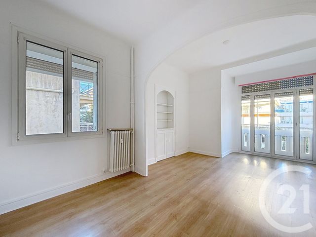 Appartement F2 &agrave; louer - 2 pi&egrave;ces - 53,83 m2 - Cannes - 06 - PROVENCE-ALPES-COTE-D-AZUR