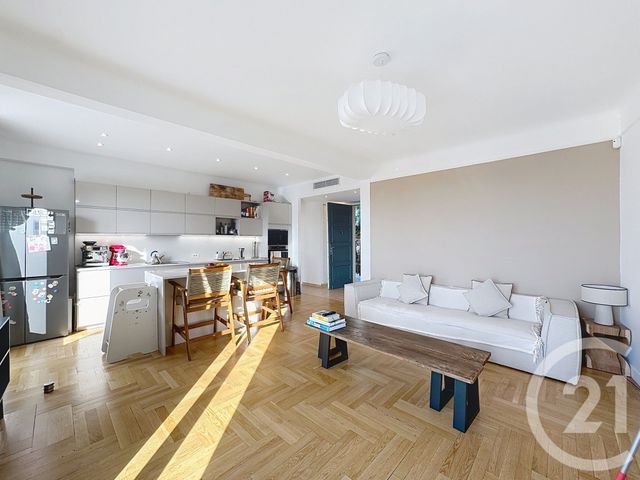 Appartement F3 &agrave; vendre - 3 pi&egrave;ces - 70 m2 - Le Cannet - 06 - PROVENCE-ALPES-COTE-D-AZUR