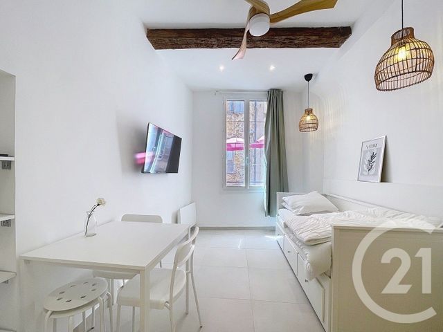 Appartement F1 &agrave; louer - 1 pi&egrave;ce - 20,43 m2 - Grasse - 06 - PROVENCE-ALPES-COTE-D-AZUR