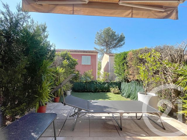 Maison &agrave; louer - 3 pi&egrave;ces - 56,13 m2 - Valbonne - 06 - PROVENCE-ALPES-COTE-D-AZUR