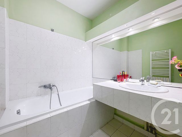 Maison &agrave; louer - 3 pi&egrave;ces - 56,13 m2 - Valbonne - 06 - PROVENCE-ALPES-COTE-D-AZUR