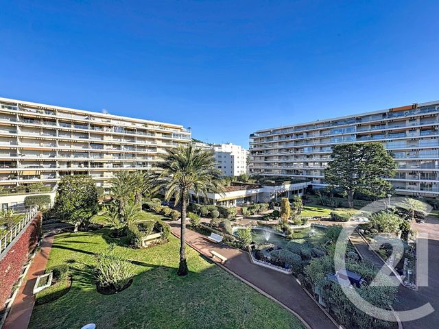 Appartement F1 &agrave; vendre - 1 pi&egrave;ce - 26 m2 - Cannes - 06 - PROVENCE-ALPES-COTE-D-AZUR