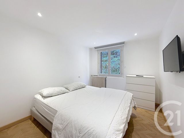 Appartement F4 &agrave; louer - 4 pi&egrave;ces - 69,38 m2 - Grasse - 06 - PROVENCE-ALPES-COTE-D-AZUR