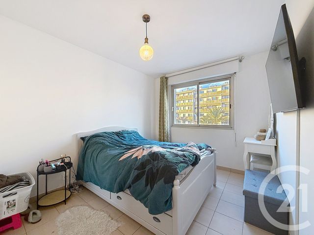 Appartement F3 &agrave; louer - 3 pi&egrave;ces - 62,72 m2 - Cannes La Bocca - 06 - PROVENCE-ALPES-COTE-D-AZUR