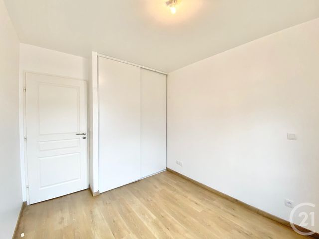 Appartement F4 &agrave; louer - 4 pi&egrave;ces - 80,80 m2 - Roquefort Les Pins - 06 - PROVENCE-ALPES-COTE-D-AZUR