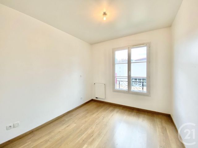 Appartement F4 &agrave; louer - 4 pi&egrave;ces - 80,80 m2 - Roquefort Les Pins - 06 - PROVENCE-ALPES-COTE-D-AZUR