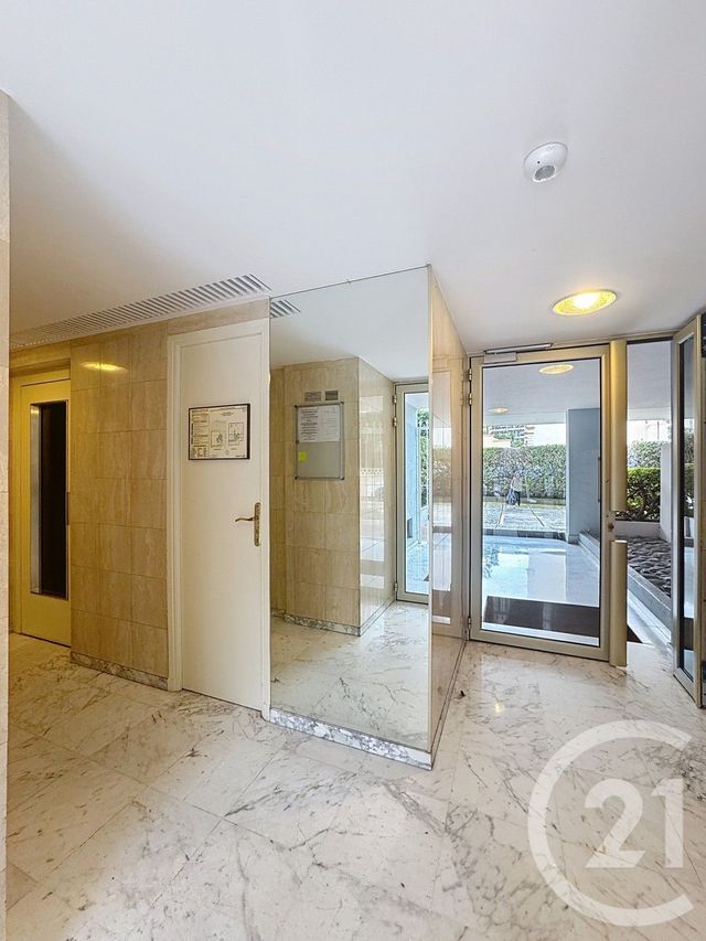 Appartement F2 &agrave; vendre - 2 pi&egrave;ces - 55,92 m2 - Cannes - 06 - PROVENCE-ALPES-COTE-D-AZUR