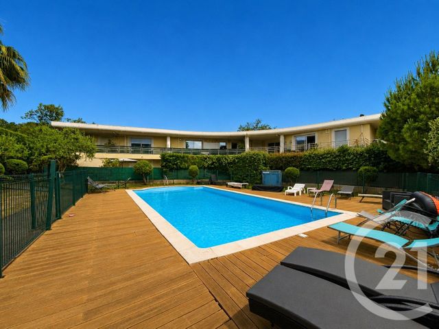 Appartement F3 &agrave; louer - 3 pi&egrave;ces - 62,28 m2 - Mougins - 06 - PROVENCE-ALPES-COTE-D-AZUR