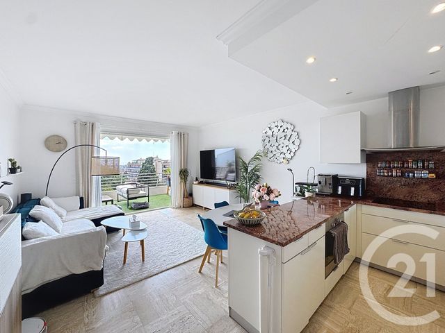 Appartement F3 &agrave; vendre - 3 pi&egrave;ces - 65 m2 - Cannes - 06 - PROVENCE-ALPES-COTE-D-AZUR
