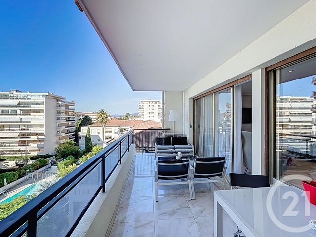 Appartement F3 &agrave; vendre - 3 pi&egrave;ces - 82 m2 - Cannes - 06 - PROVENCE-ALPES-COTE-D-AZUR