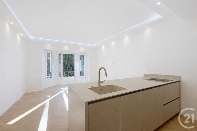Appartement F2 &agrave; vendre - 2 pi&egrave;ces - 48 m2 - Cannes - 06 - PROVENCE-ALPES-COTE-D-AZUR