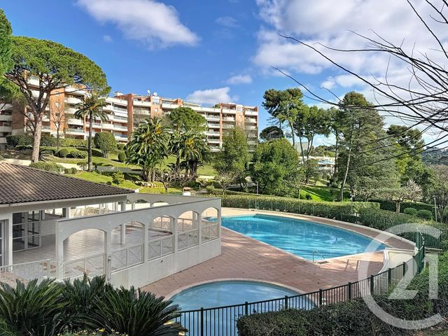 Appartement F3 &agrave; vendre - 3 pi&egrave;ces - 72 m2 - Cannes La Bocca - 06 - PROVENCE-ALPES-COTE-D-AZUR