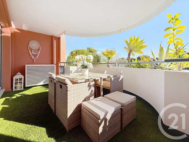 Appartement F3 &agrave; vendre - 3 pi&egrave;ces - 72 m2 - Cannes La Bocca - 06 - PROVENCE-ALPES-COTE-D-AZUR