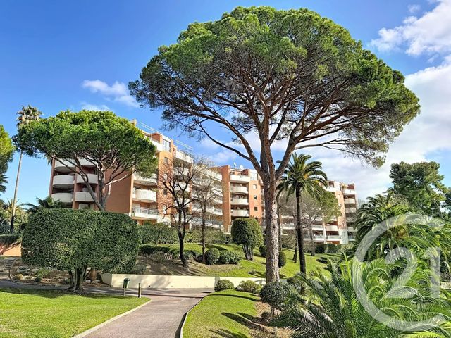 Appartement F3 &agrave; vendre - 3 pi&egrave;ces - 72 m2 - Cannes La Bocca - 06 - PROVENCE-ALPES-COTE-D-AZUR