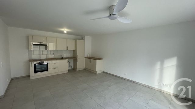 Appartement F3 &agrave; louer - 3 pi&egrave;ces - 67,80 m2 - Roquefort Les Pins - 06 - PROVENCE-ALPES-COTE-D-AZUR