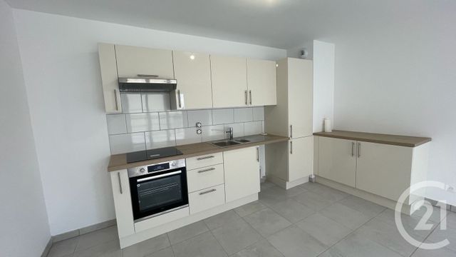 Appartement F3 &agrave; louer - 3 pi&egrave;ces - 67,80 m2 - Roquefort Les Pins - 06 - PROVENCE-ALPES-COTE-D-AZUR