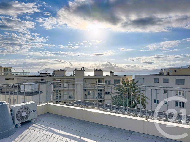 Appartement F5 &agrave; vendre - 5 pi&egrave;ces - 155,58 m2 - Cannes - 06 - PROVENCE-ALPES-COTE-D-AZUR