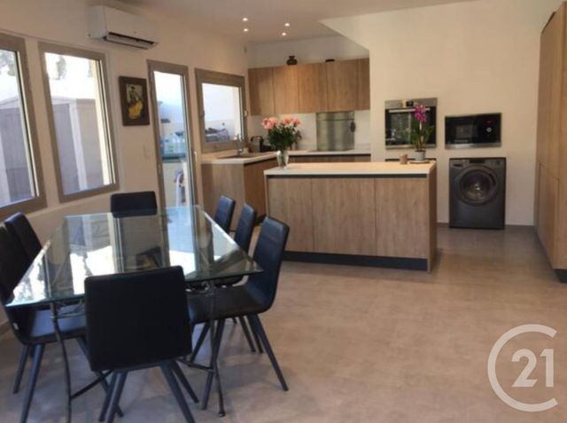 Appartement F4 &agrave; louer - 4 pi&egrave;ces - 123,45 m2 - Cannes - 06 - PROVENCE-ALPES-COTE-D-AZUR