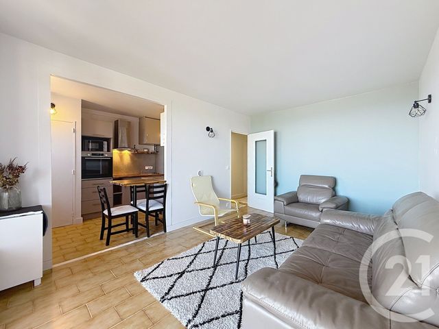 Appartement F3 &agrave; louer - 3 pi&egrave;ces - 56,70 m2 - Grasse - 06 - PROVENCE-ALPES-COTE-D-AZUR