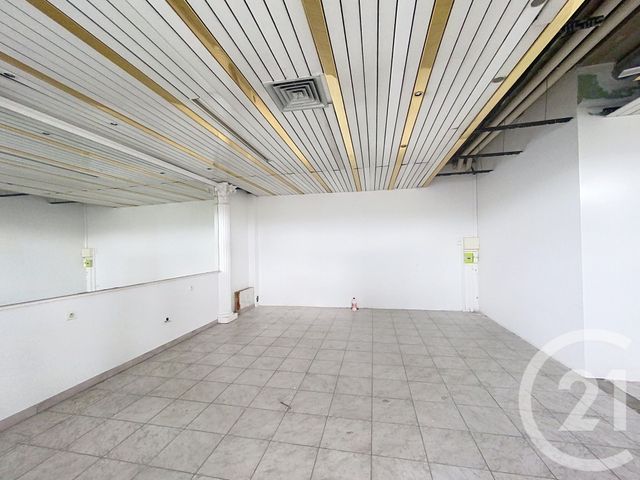 Local commercial à louer - 47.0 m2 - 06 - Alpes-Maritimes
