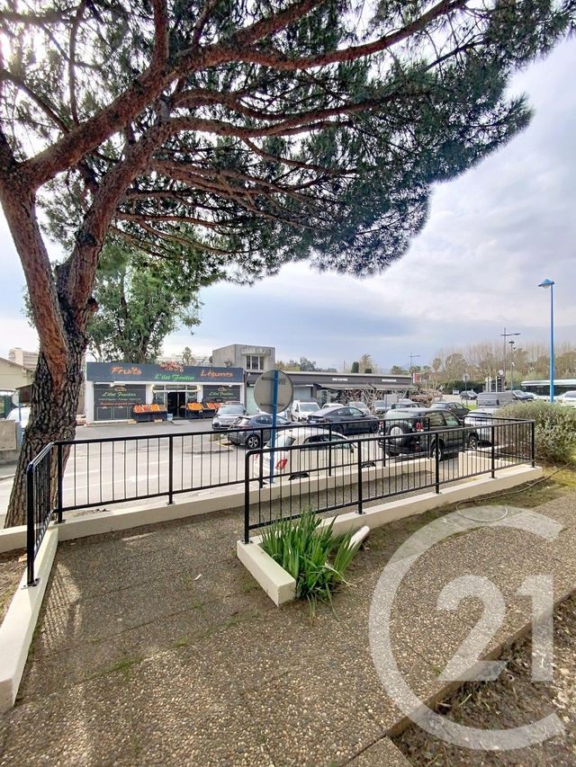 Local commercial à louer - 47.0 m2 - 06 - Alpes-Maritimes