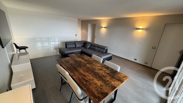 Appartement F3 &agrave; louer - 3 pi&egrave;ces - 73,40 m2 - Grasse - 06 - PROVENCE-ALPES-COTE-D-AZUR