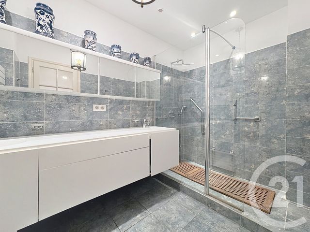 Appartement F5 &agrave; vendre - 5 pi&egrave;ces - 173 m2 - Cannes - 06 - PROVENCE-ALPES-COTE-D-AZUR