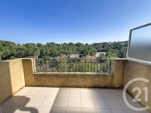 Appartement F2 &agrave; louer - 2 pi&egrave;ces - 47 m2 - Mougins - 06 - PROVENCE-ALPES-COTE-D-AZUR