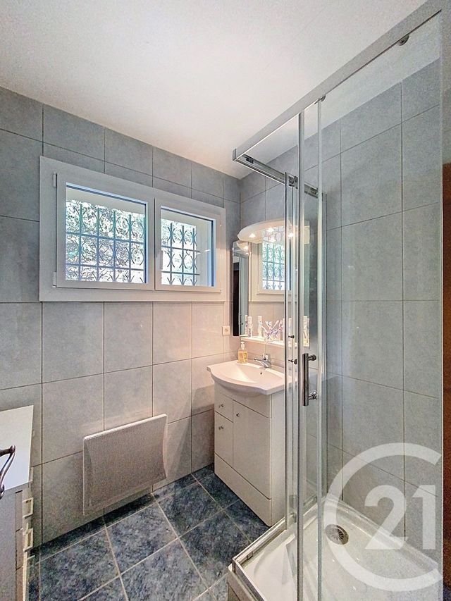 Maison &agrave; louer - 4 pi&egrave;ces - 140,56 m2 - Mougins - 06 - PROVENCE-ALPES-COTE-D-AZUR