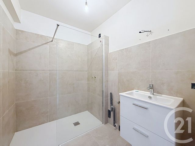 Appartement F3 &agrave; louer - 3 pi&egrave;ces - 85 m2 - Cannes - 06 - PROVENCE-ALPES-COTE-D-AZUR