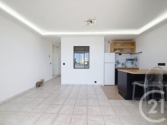 Appartement F2 &agrave; louer - 2 pi&egrave;ces - 28,51 m2 - Cannes - 06 - PROVENCE-ALPES-COTE-D-AZUR