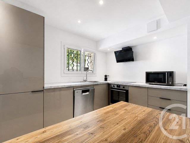 Appartement F3 &agrave; louer - 3 pi&egrave;ces - 54,73 m2 - Valbonne - 06 - PROVENCE-ALPES-COTE-D-AZUR