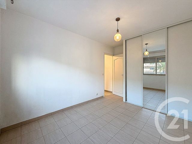 Appartement F3 &agrave; vendre - 3 pi&egrave;ces - 62,70 m2 - Cannes La Bocca - 06 - PROVENCE-ALPES-COTE-D-AZUR