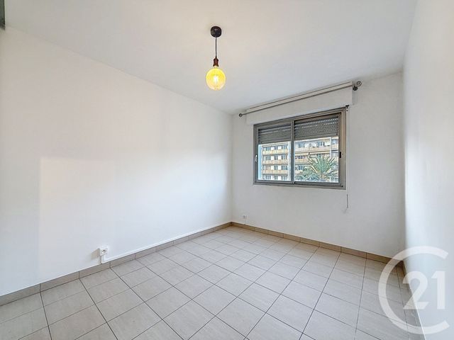 Appartement F3 &agrave; vendre - 3 pi&egrave;ces - 62,70 m2 - Cannes La Bocca - 06 - PROVENCE-ALPES-COTE-D-AZUR