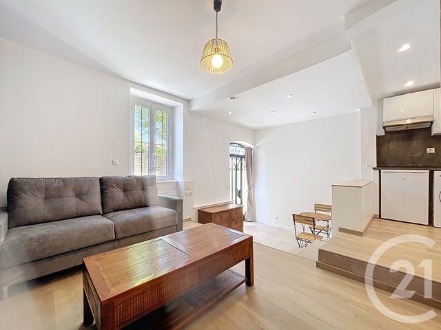 Appartement F1 &agrave; louer - 1 pi&egrave;ce - 23,53 m2 - Valbonne - 06 - PROVENCE-ALPES-COTE-D-AZUR