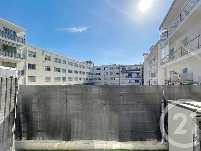 Appartement F1 &agrave; louer - 1 pi&egrave;ce - 21,05 m2 - Le Cannet - 06 - PROVENCE-ALPES-COTE-D-AZUR