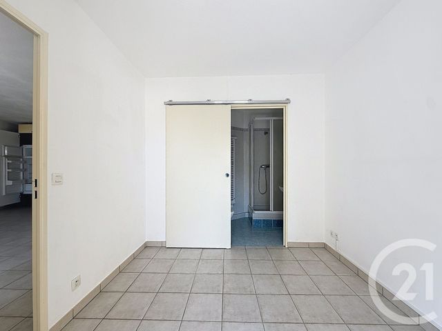 Appartement F2 &agrave; louer - 2 pi&egrave;ces - 36,23 m2 - Cannes - 06 - PROVENCE-ALPES-COTE-D-AZUR