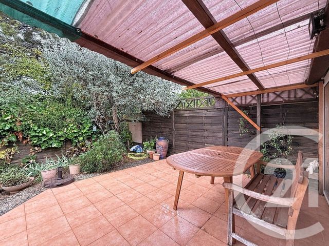 Maison &agrave; louer - 2 pi&egrave;ces - 25 m2 - Grasse - 06 - PROVENCE-ALPES-COTE-D-AZUR