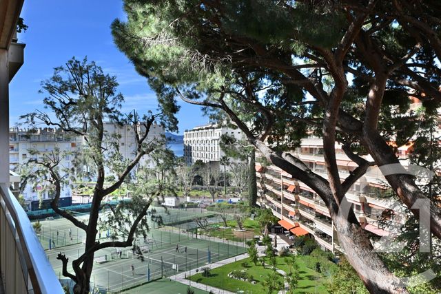 Appartement F2 &agrave; louer - 2 pi&egrave;ces - 54,27 m2 - Cannes - 06 - PROVENCE-ALPES-COTE-D-AZUR