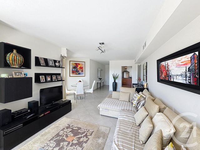 Appartement F3 &agrave; vendre - 3 pi&egrave;ces - 75,78 m2 - Cannes - 06 - PROVENCE-ALPES-COTE-D-AZUR