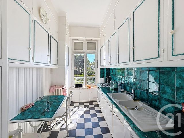 Appartement F6 &agrave; vendre - 6 pi&egrave;ces - 200 m2 - Cannes - 06 - PROVENCE-ALPES-COTE-D-AZUR