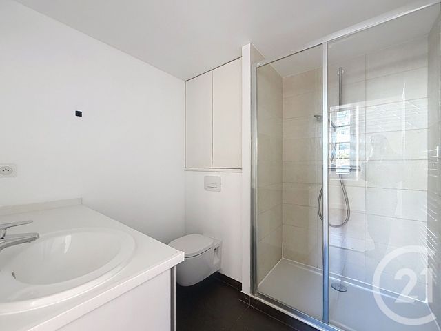 Appartement F1 &agrave; louer - 1 pi&egrave;ce - 28 m2 - Grasse - 06 - PROVENCE-ALPES-COTE-D-AZUR