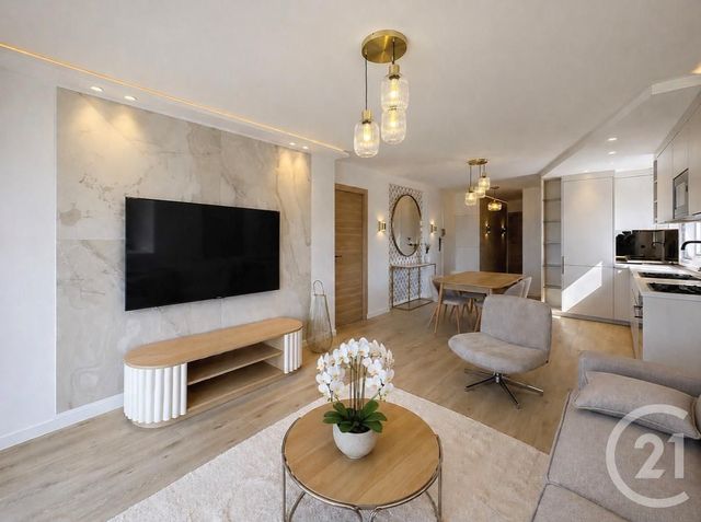 Appartement F3 &agrave; vendre - 3 pi&egrave;ces - 70 m2 - Cannes - 06 - PROVENCE-ALPES-COTE-D-AZUR